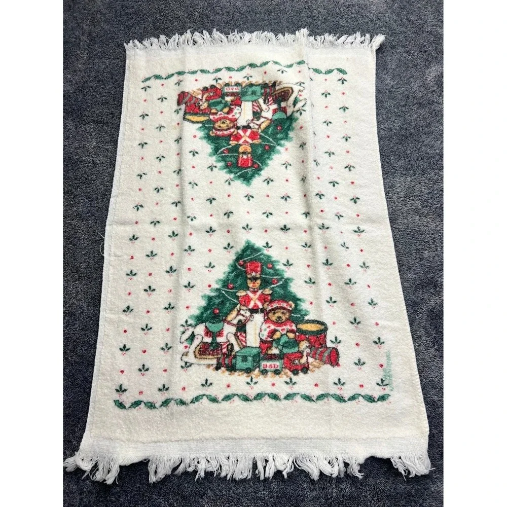 Vintage B&D Christmas Hand Towels Set of 2 Nutcracker Bells Candy Cane Fringe